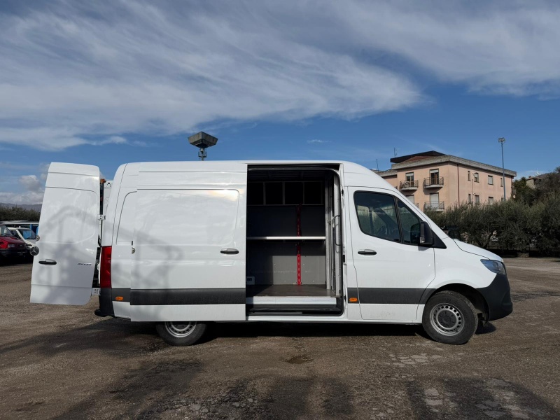 MERCEDES - SPRINTER