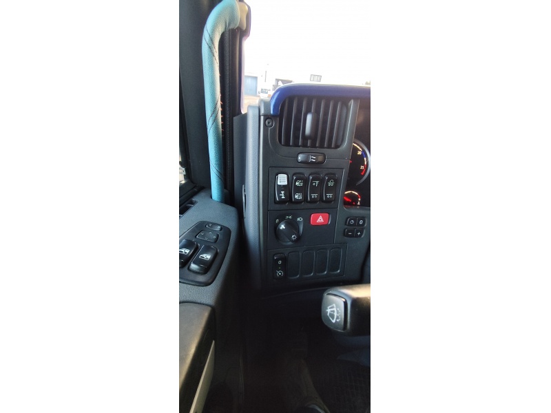 SCANIA - R500
