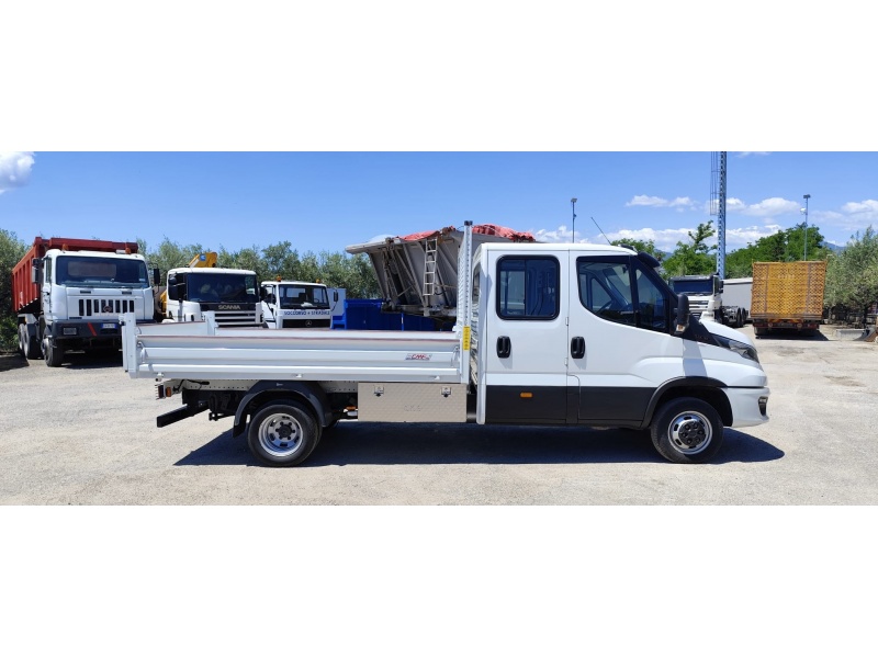 IVECO - 35C16 DOPPIA CABINA + RIB.