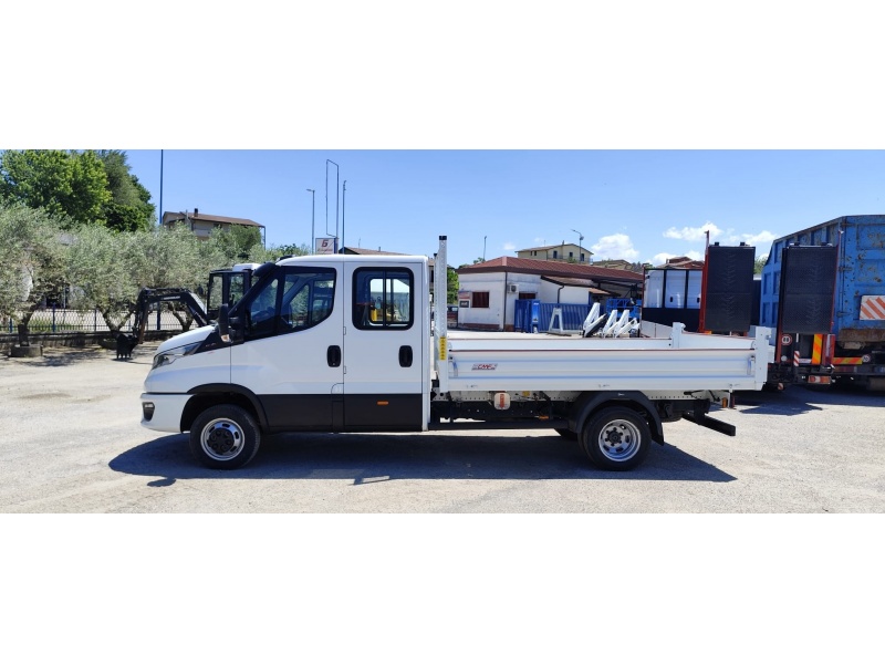 IVECO - 35C16 DOPPIA CABINA + RIB.