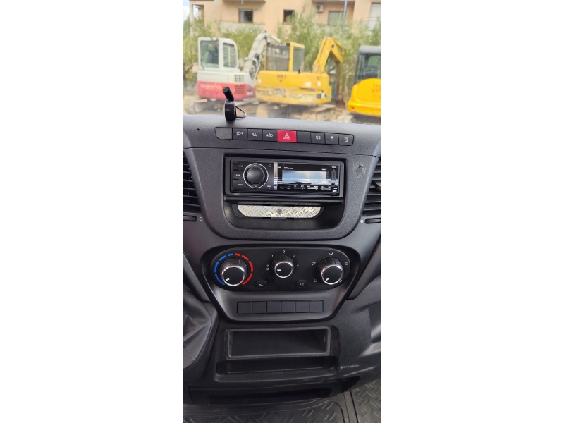 IVECO - 35C15 RIBALTABILE